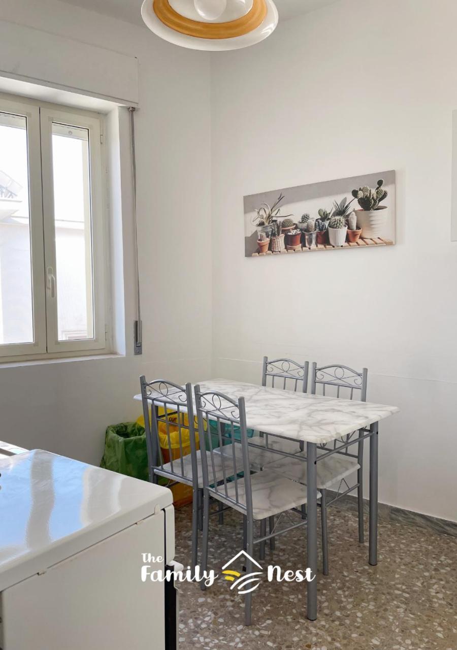 マンフレドーニアThe Family Nest - Casa Evaアパートメント エクステリア 写真